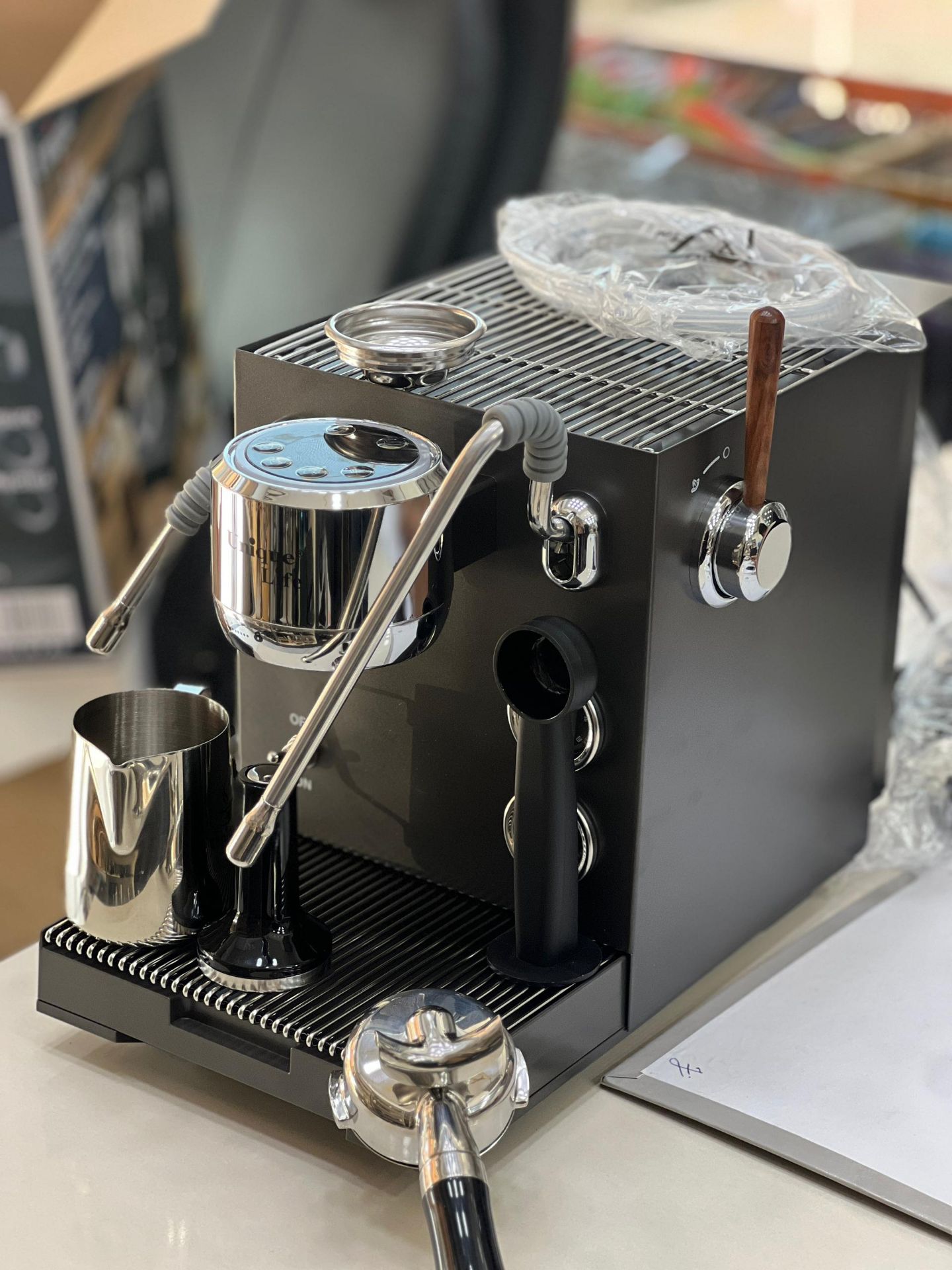 یونیک لایف6857- Unique Life 6857-2